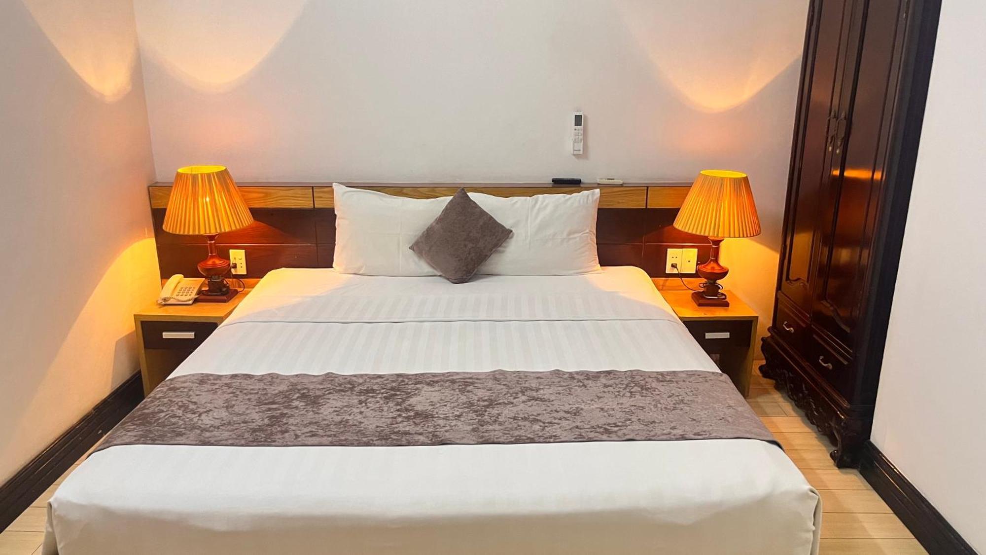 Hanoi Win Hotel & Travel Bagian luar foto