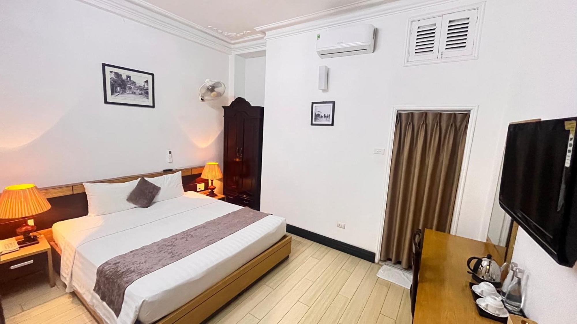 Hanoi Win Hotel & Travel Bagian luar foto