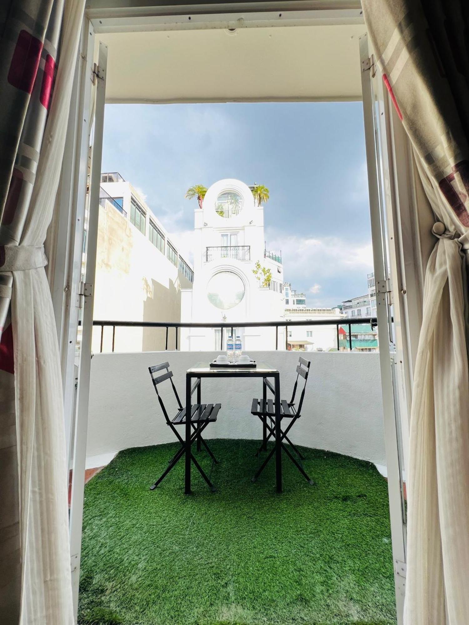 Hanoi Win Hotel & Travel Bagian luar foto