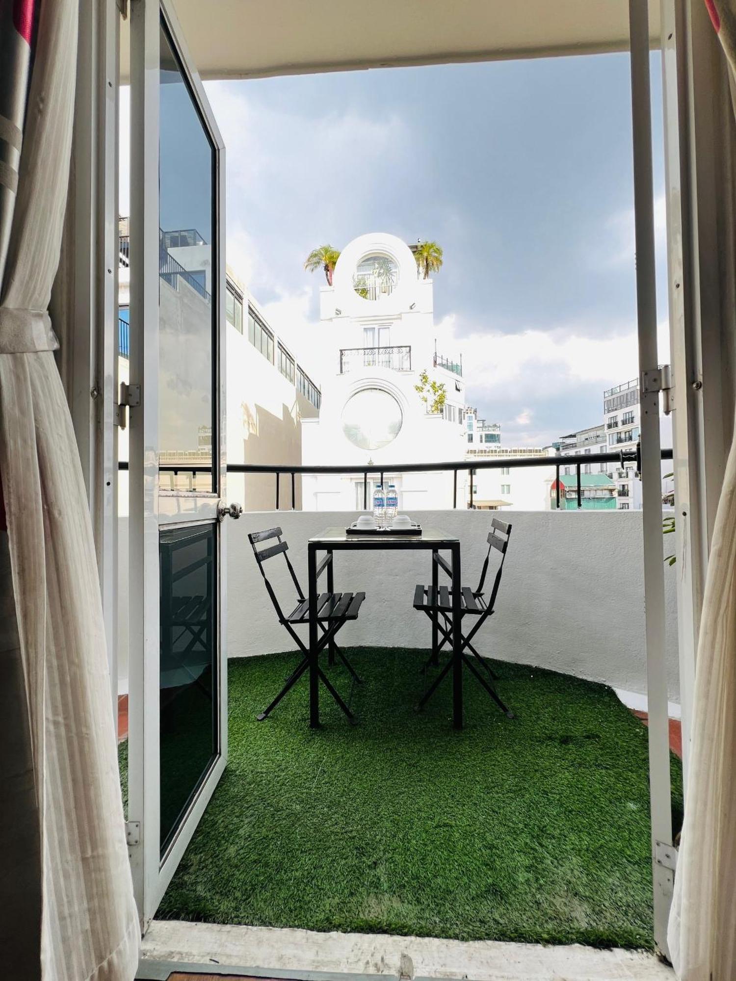 Hanoi Win Hotel & Travel Bagian luar foto