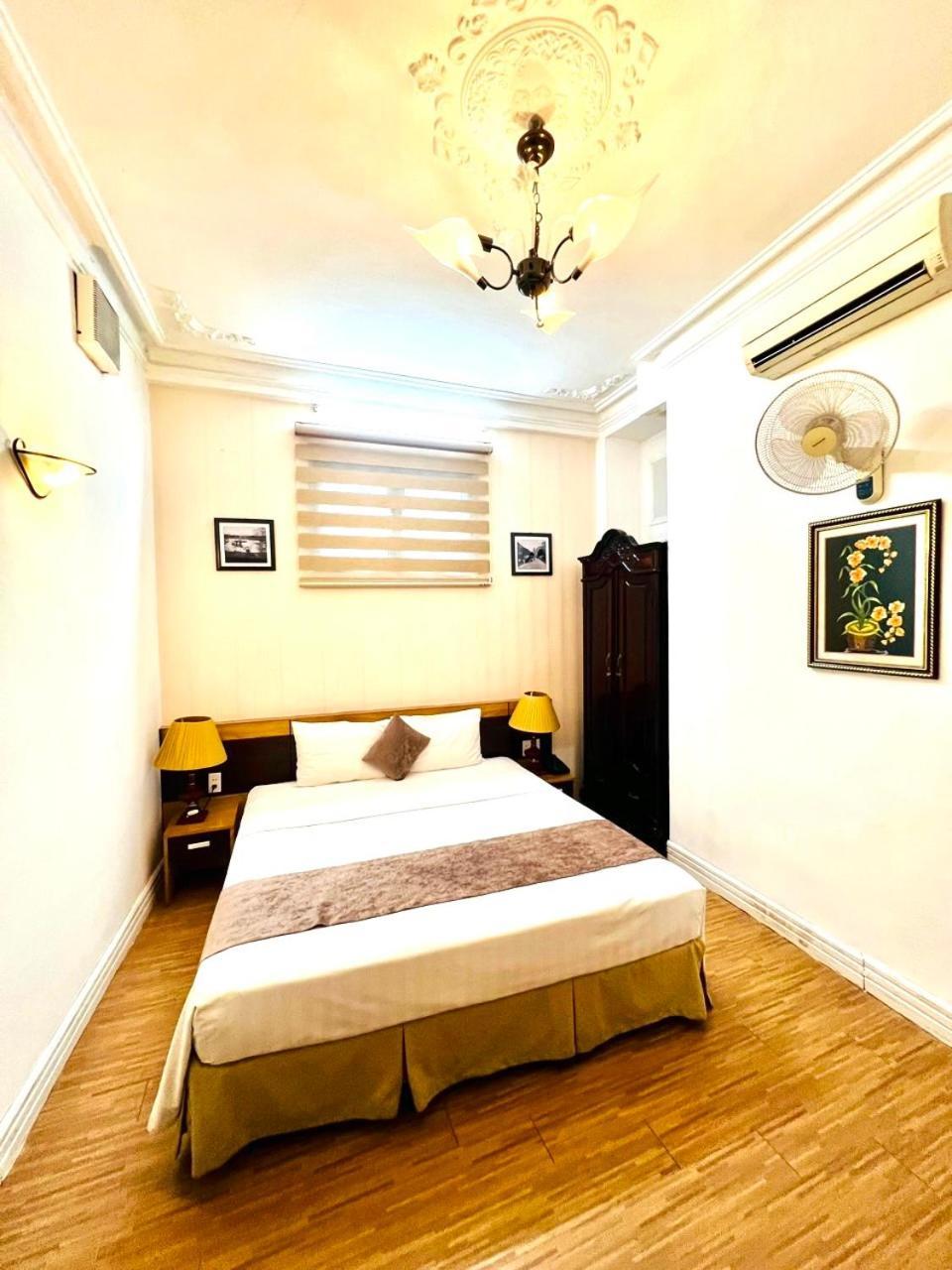 Hanoi Win Hotel & Travel Bagian luar foto