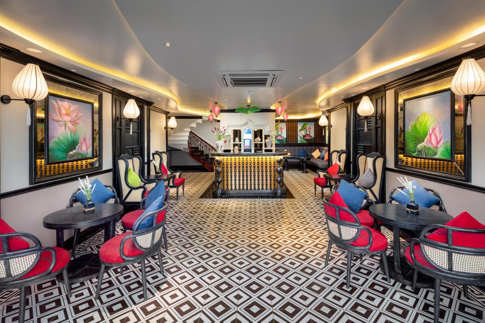 Hanoi Win Hotel & Travel Bagian luar foto