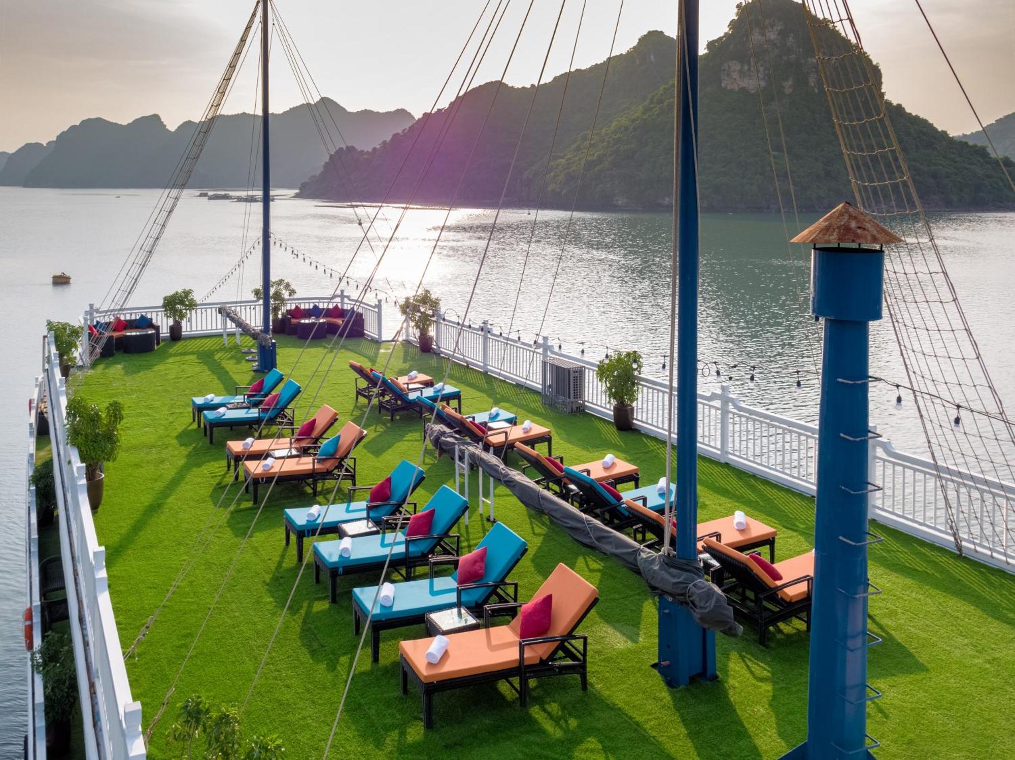 Hanoi Win Hotel & Travel Bagian luar foto